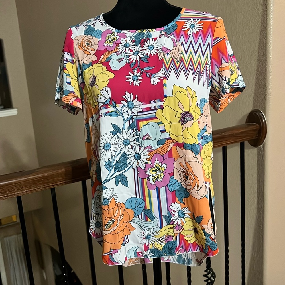 🌺🌺 SPENSE asymmetrical colorful short sleeve top Size S